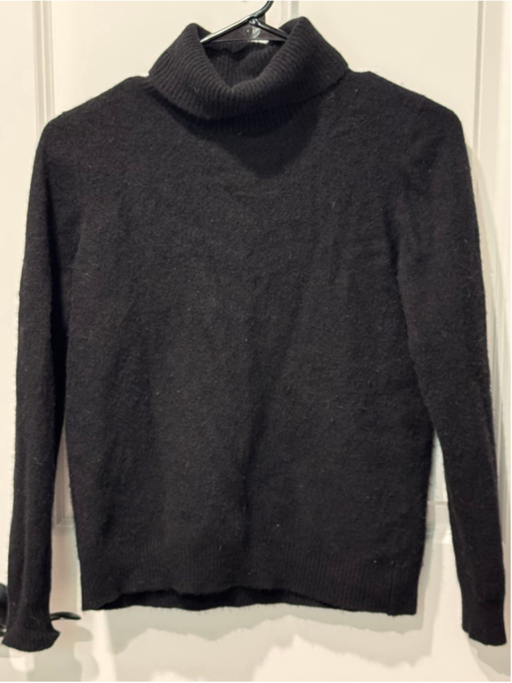 Women's Unbranded Black Superfine Merino Wool Turtleneck Sweater S